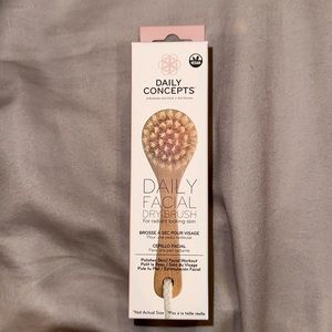 Daily concepts daily facial dry brush